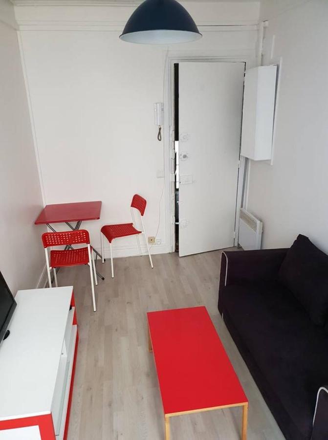 Cute And Quiet Appartment In Montmartre 巴黎 外观 照片